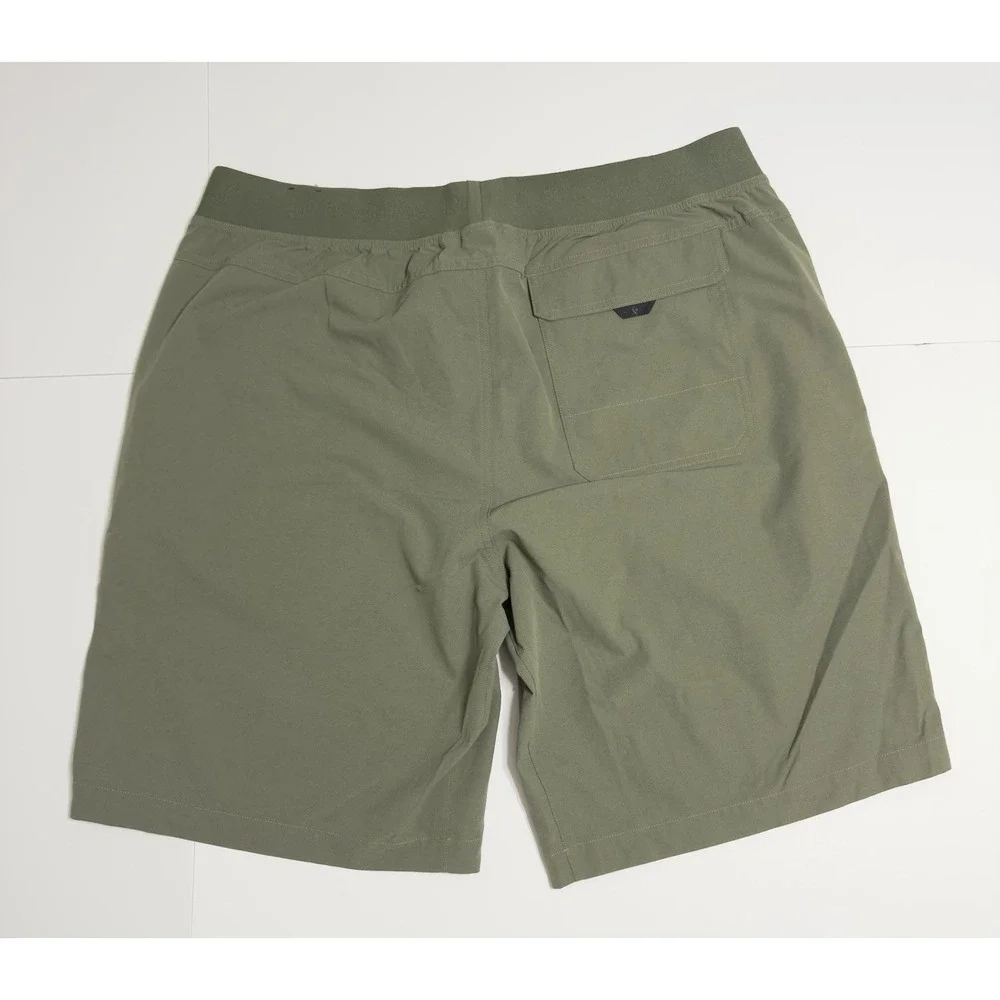 Black Diamond Men's Sierra Shorts Size XL Green Hiking Rock Climbing Bouldering